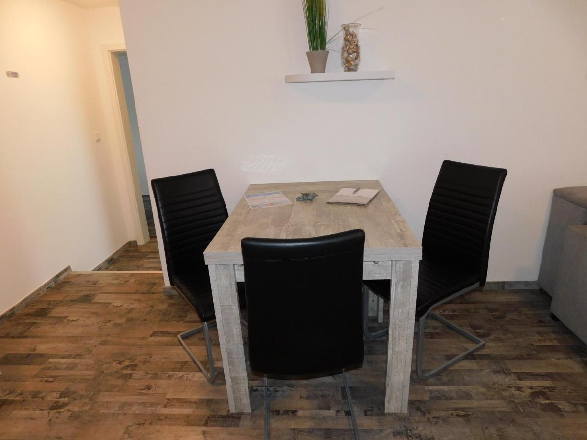 בורקום Pension Likedeeler Suite Majestaet Sir Francis Drake מראה חיצוני תמונה